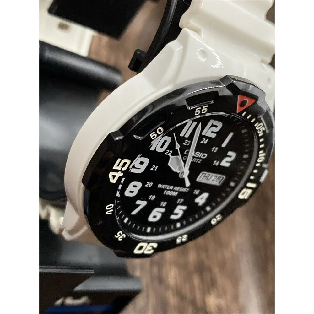 CASIO Men's Watch Black And White  MRW-200HC-7B Hydro Mod - Picture 2 of 7